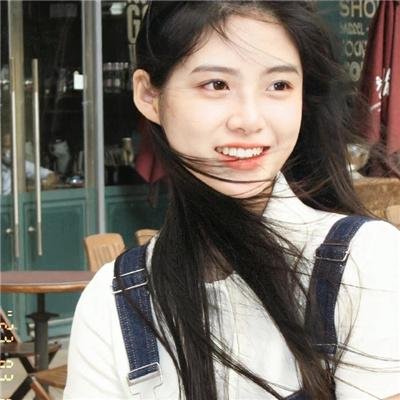三凤嬉春